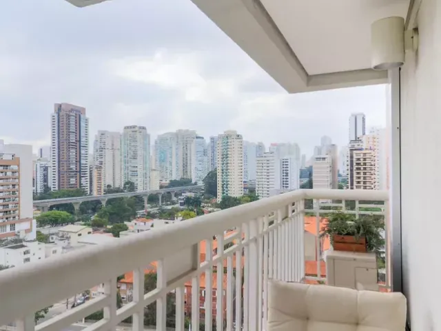 Apartamento com 150m² 3 quartos e 3 banheiros, à venda, no bairro Vila Cordeiro em São Paulo