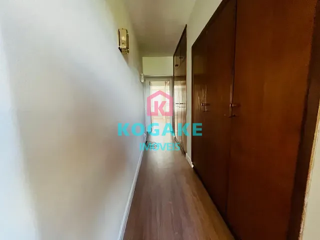 Apartamento 4 quartos e 1 banheiro, para alugar, no bairro Centro em São José dos Campos