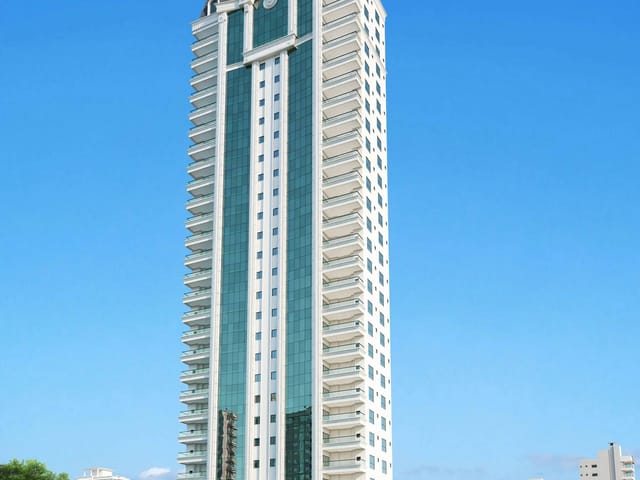Apartamento com 269m² 4 quartos e 5 banheiros, à venda, no bairro Meia Praia em Itapema
