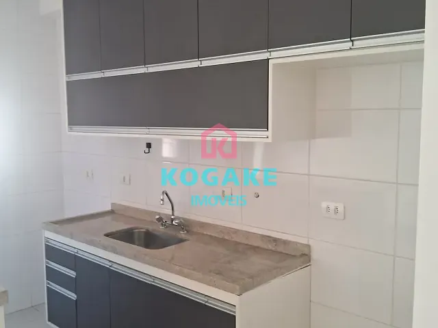 Apartamento 2 quartos e 1 banheiro, para alugar, no bairro Vila Ema em São José dos Campos