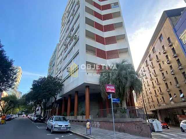 Apartamento com 135m² 3 quartos e 2 banheiros, à venda, no bairro Centro Histórico em Porto Alegre