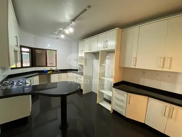 Apartamento 3 quartos e 3 banheiros, para alugar, no bairro Jardim Itália em Chapecó