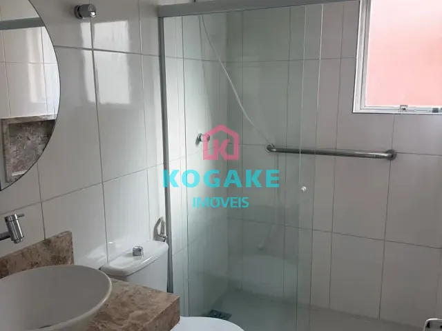 Apartamento 3 quartos e 2 banheiros, para alugar, no bairro Vila Adyana em São José dos Campos
