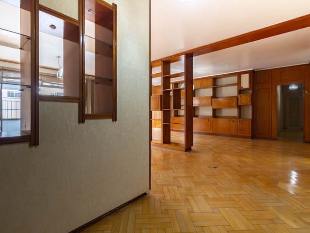 Apartamento com 220m² 3 quartos e 3 banheiros, à venda, no bairro Higienópolis em São Paulo