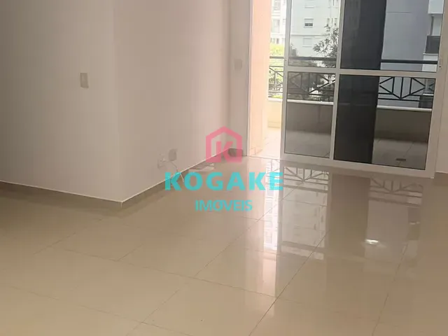Apartamento 3 quartos e 2 banheiros, para alugar, no bairro Altos do Esplanada em São José dos Campos