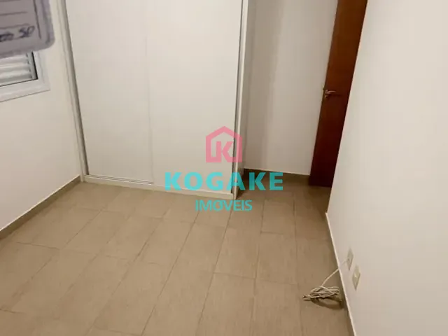 Apartamento 3 quartos e 2 banheiros, para alugar, no bairro Altos do Esplanada em São José dos Campos