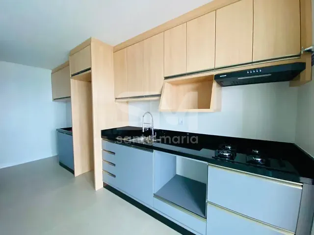 Apartamento 3 quartos e 3 banheiros, para alugar, no bairro Centro em Chapecó