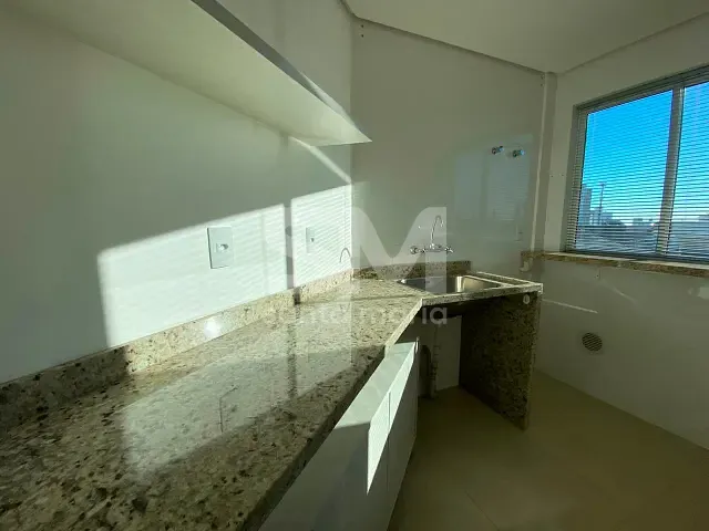 Apartamento 3 quartos e 2 banheiros, para alugar, no bairro Presidente Médici em Chapecó