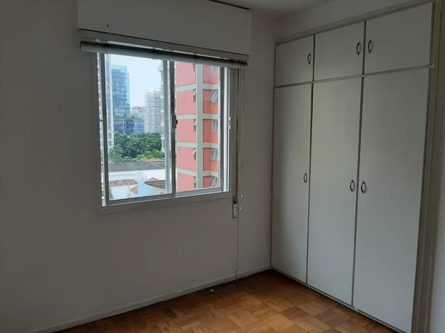 Apartamento com 116m² 3 quartos e 2 banheiros, à venda, no bairro Vila Nova Conceição em São Paulo