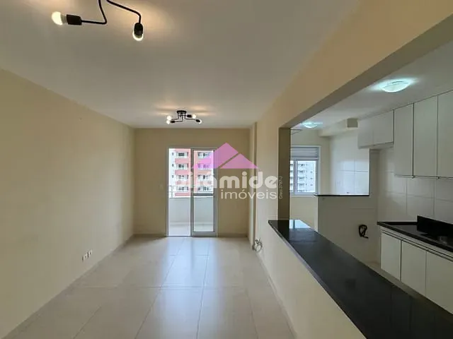 Apartamento com 65m² 2 quartos e 2 banheiros, para alugar, no bairro Parque Industrial em São José dos Campos
