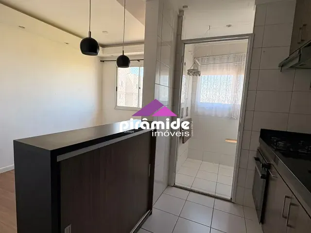 Apartamento com 45m² 2 quartos e 1 banheiro, para alugar, no bairro Vila Tesouro em São José dos Campos