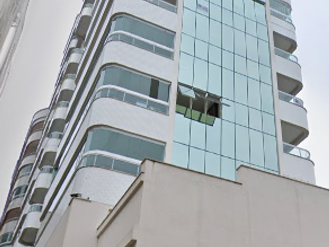 Apartamento com 128m² 3 quartos e 4 banheiros, à venda, no bairro Meia Praia em Itapema