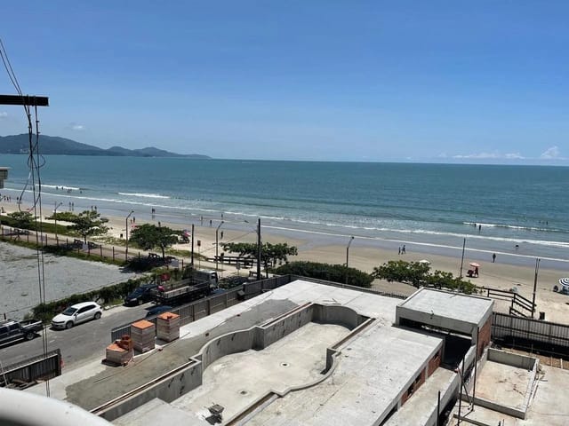 Apartamento com 128m² 3 quartos e 4 banheiros, à venda, no bairro Meia Praia em Itapema