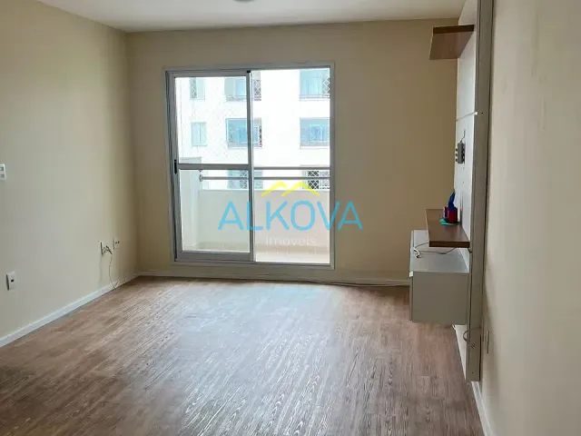 Apartamento 3 quartos e 2 banheiros, para alugar, no bairro Parque Industrial em São José dos Campos