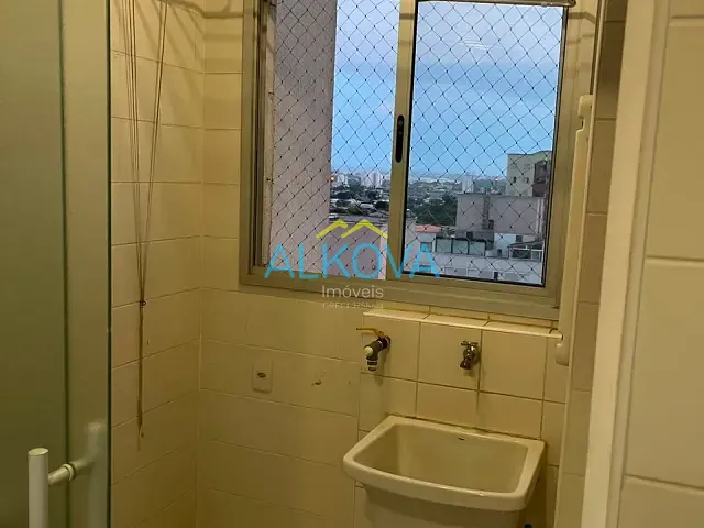 Apartamento 3 quartos e 2 banheiros, para alugar, no bairro Parque Industrial em São José dos Campos