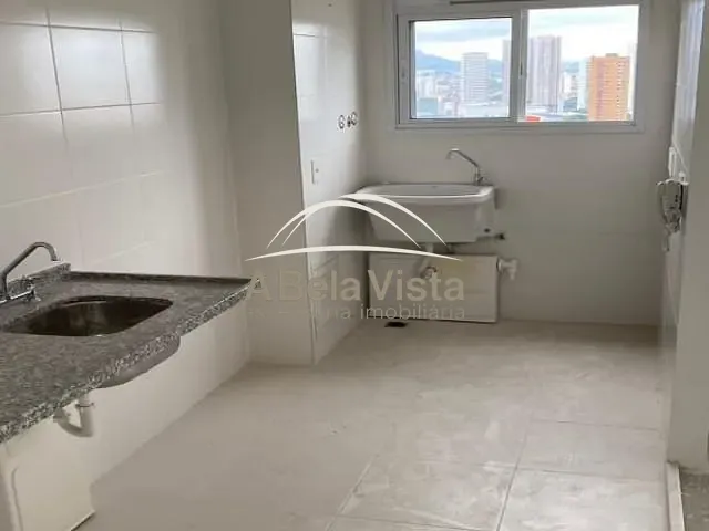 Apartamento 1 quarto e 1 banheiro, à venda, no bairro UMUARAMA em Osasco