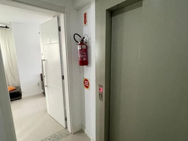 Apartamento com 80m² 2 quartos e 2 banheiros, à venda, no bairro Meia Praia em Itapema