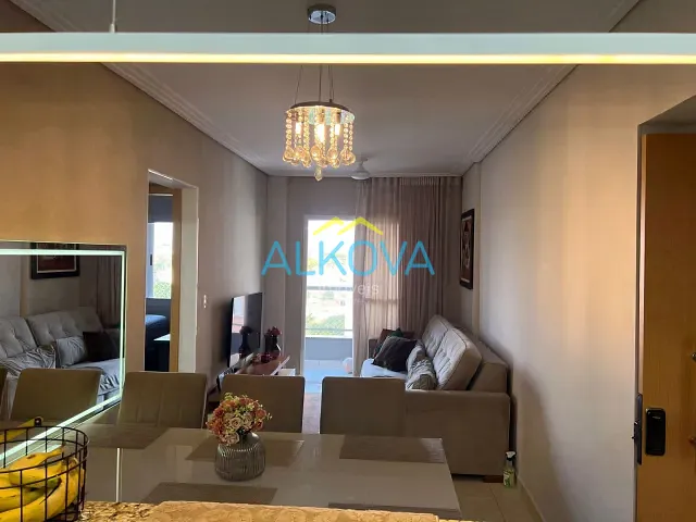 Apartamento 2 quartos e 1 banheiro, à venda, no bairro Jardim Satélite em São José dos Campos