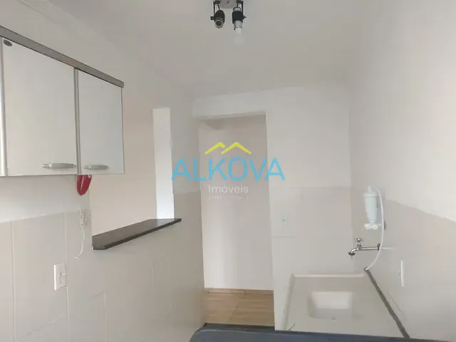 Apartamento 2 quartos e 1 banheiro, para alugar, no bairro Cidade Morumbi em São José dos Campos
