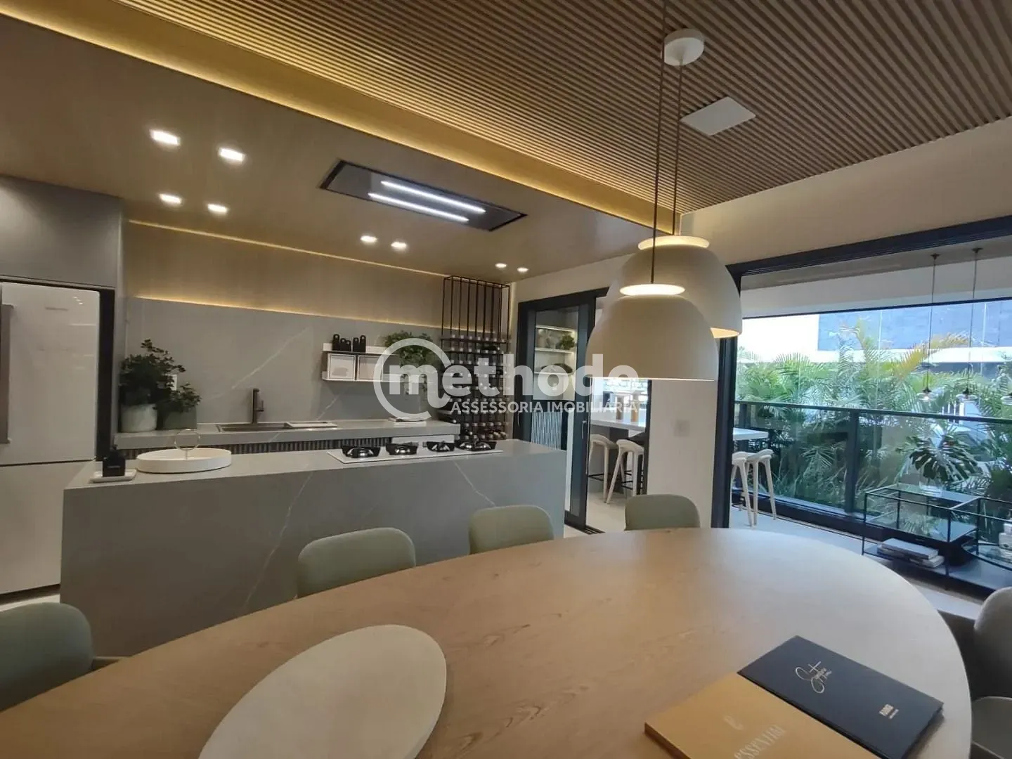 Apartamento, 3 quartos, 212 m² - Foto 1