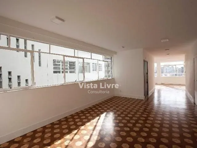 Apartamento com 215m² 3 quartos e 2 banheiros, à venda, no bairro Santa Cecília em São Paulo