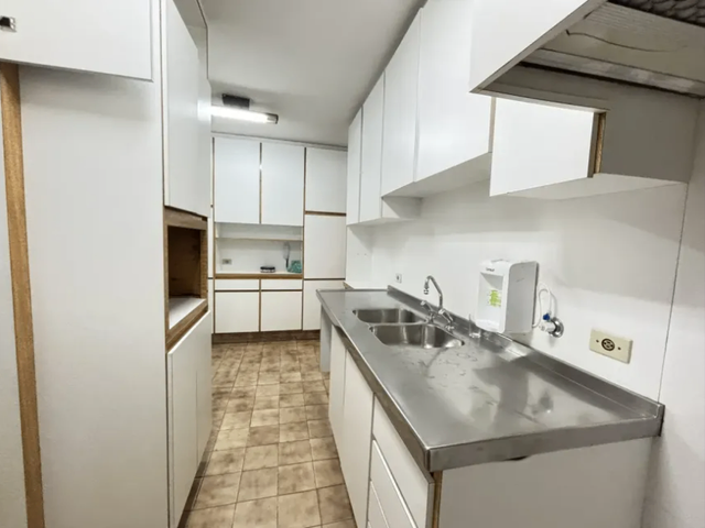 Apartamento com 220m² 4 quartos e 3 banheiros, à venda, no bairro Jardim Paulista em São Paulo