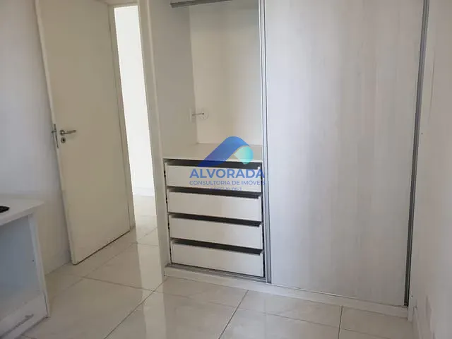 Apartamento 2 quartos e 2 banheiros, para alugar, no bairro Jardim das Indústrias em São José dos Campos