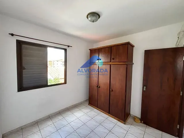 Apartamento 2 quartos e 1 banheiro, à venda, no bairro Jardim das Indústrias em São José dos Campos