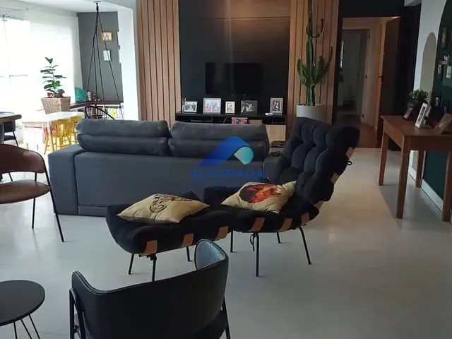 Apartamento 3 quartos e 4 banheiros, à venda, no bairro Jardim das Indústrias em São José dos Campos