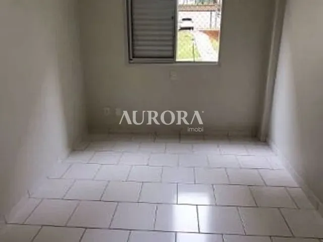 Apartamento com 82m² 3 quartos e 1 banheiro, à venda, no bairro Vale dos Tucanos em Londrina