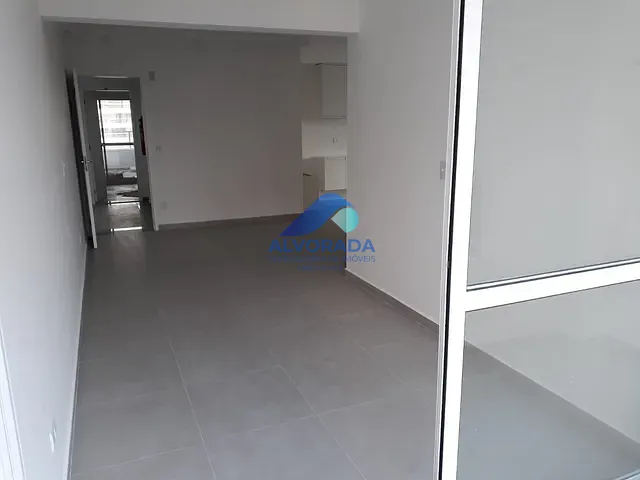 Apartamento 2 quartos e 2 banheiros, para alugar, no bairro Condomínio Royal Park em São José dos Campos