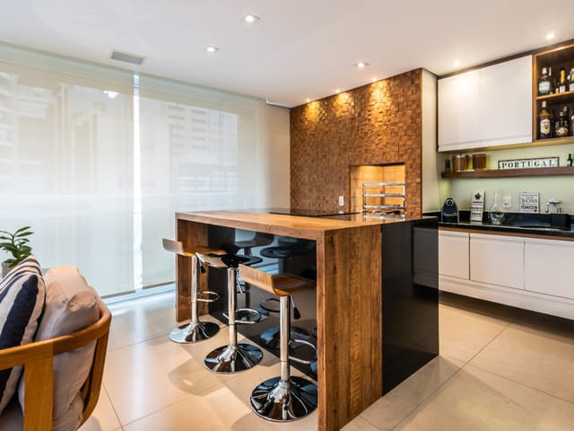 Apartamento com 162m² 3 quartos e 4 banheiros, à venda, no bairro Itaim Bibi em São Paulo