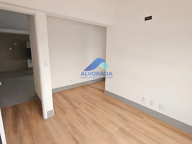 Apartamento 3 quartos e 1 banheiro, à venda, no bairro Condomínio Royal Park em São José dos Campos