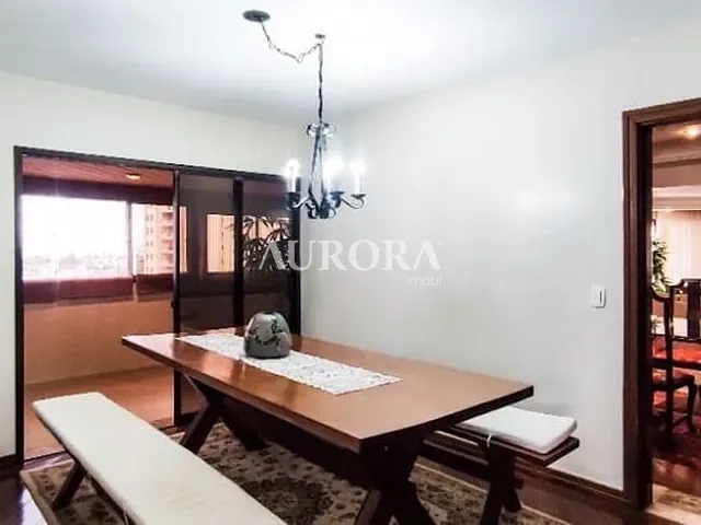 Apartamento com 570m² 4 quartos e 5 banheiros, à venda, no bairro Centro em Londrina