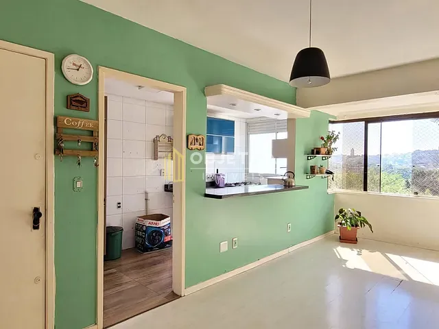 Apartamento 2 quartos e 1 banheiro, à venda, no bairro Glória em Porto Alegre