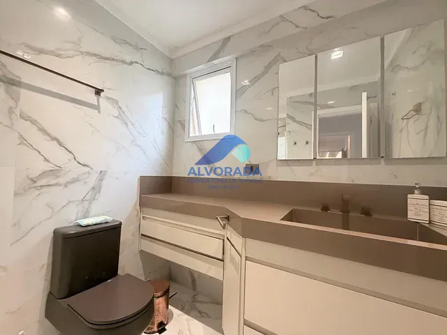 Apartamento 3 quartos e 5 banheiros, à venda, no bairro Jardim das Indústrias em São José dos Campos