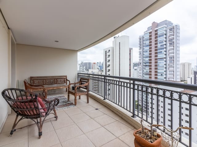 Apartamento com 355m² 3 quartos e 5 banheiros, à venda, no bairro Jardim Vila Mariana em São Paulo