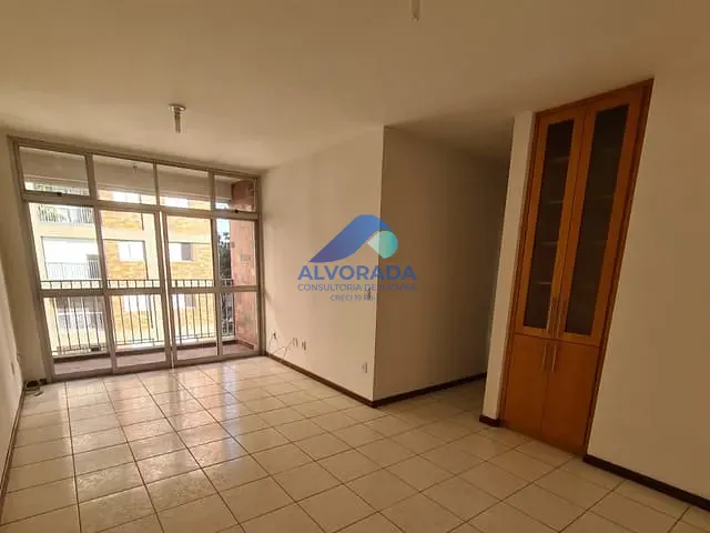 Apartamento 3 quartos e 2 banheiros, para alugar, no bairro Centro em São José dos Campos