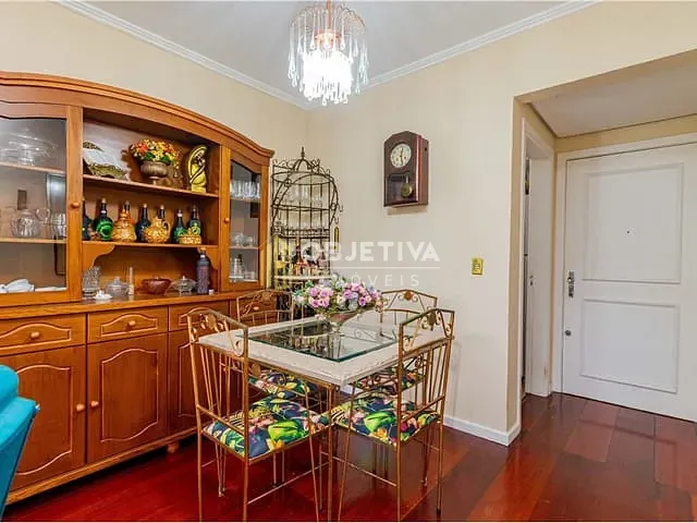 Apartamento 2 quartos e 2 banheiros, à venda, no bairro Teresópolis em Porto Alegre