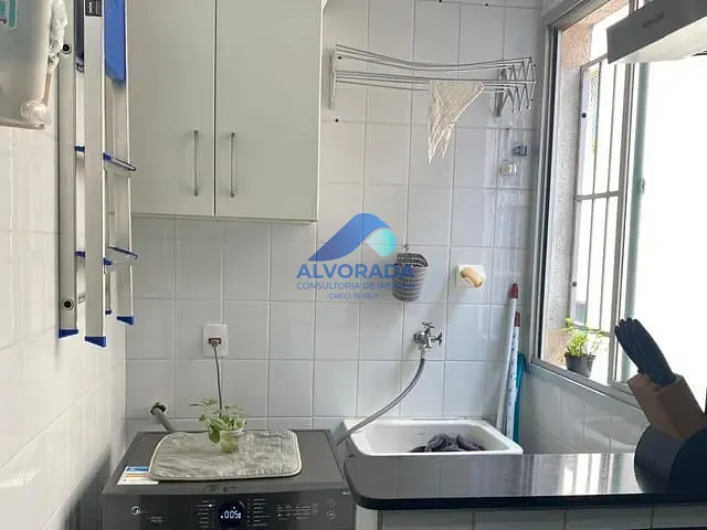 Apartamento 2 quartos e 1 banheiro, à venda, no bairro Bosque dos Eucaliptos em São José dos Campos