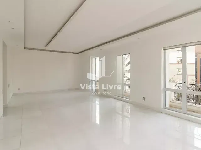Apartamento com 300m² 2 quartos e 3 banheiros, à venda, no bairro Higienópolis em São Paulo