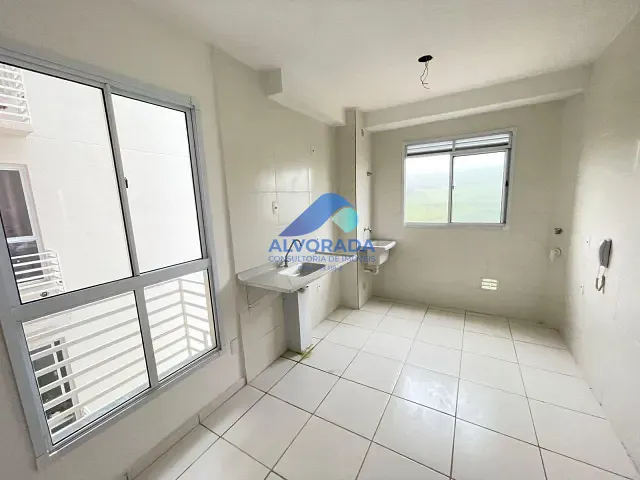 Apartamento 2 quartos e 1 banheiro, para alugar, no bairro Eugênio de Mello em São José dos Campos
