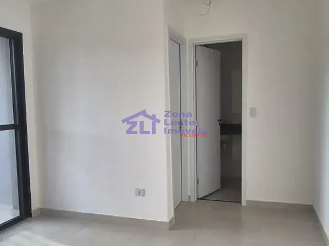 Apartamento com 30m² 1 quarto e 1 banheiro, à venda, no bairro Vila Antonina em São Paulo