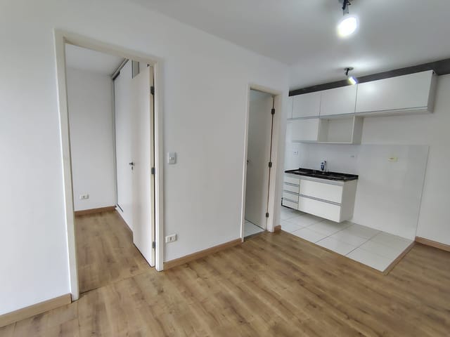 Apartamento com 37m² 1 quarto e 1 banheiro, à venda, no bairro Cambuci em São Paulo