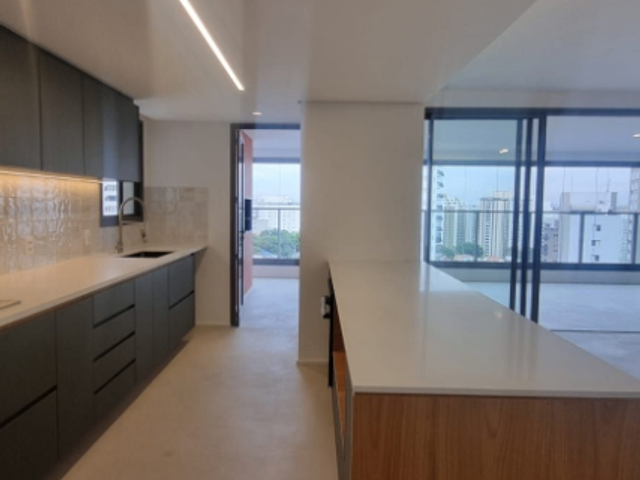Apartamento com 230m² 3 quartos e 5 banheiros, para alugar, no bairro Alto da Lapa em São Paulo