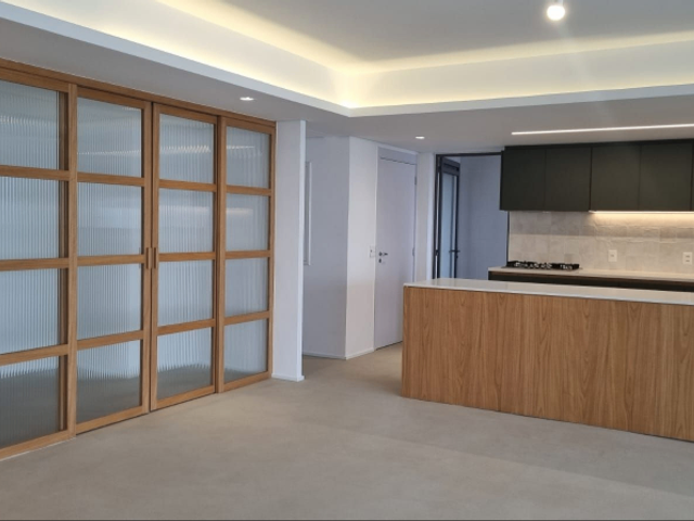 Apartamento com 230m² 3 quartos e 5 banheiros, para alugar, no bairro Alto da Lapa em São Paulo