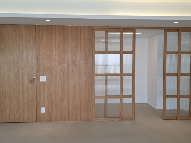 Apartamento com 230m² 3 quartos e 5 banheiros, para alugar, no bairro Alto da Lapa em São Paulo