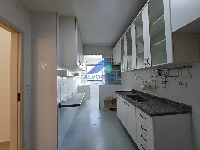 Apartamento 3 quartos e 2 banheiros, para alugar, no bairro Jardim das Indústrias em São José dos Campos