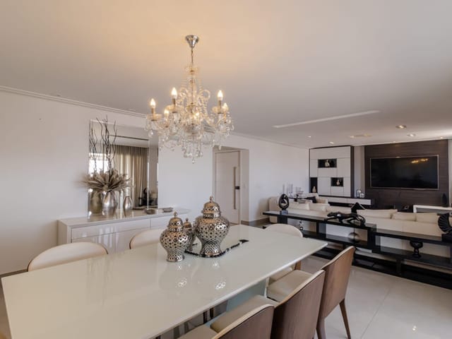 Apartamento com 252m² 4 quartos e 6 banheiros, à venda, no bairro Ipiranga em São Paulo