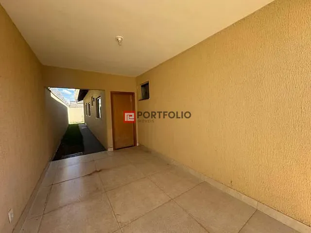 Casa com 180m² 2 quartos e 2 banheiros, à venda, no bairro Rosa dos Ventos em Aparecida de Goiânia